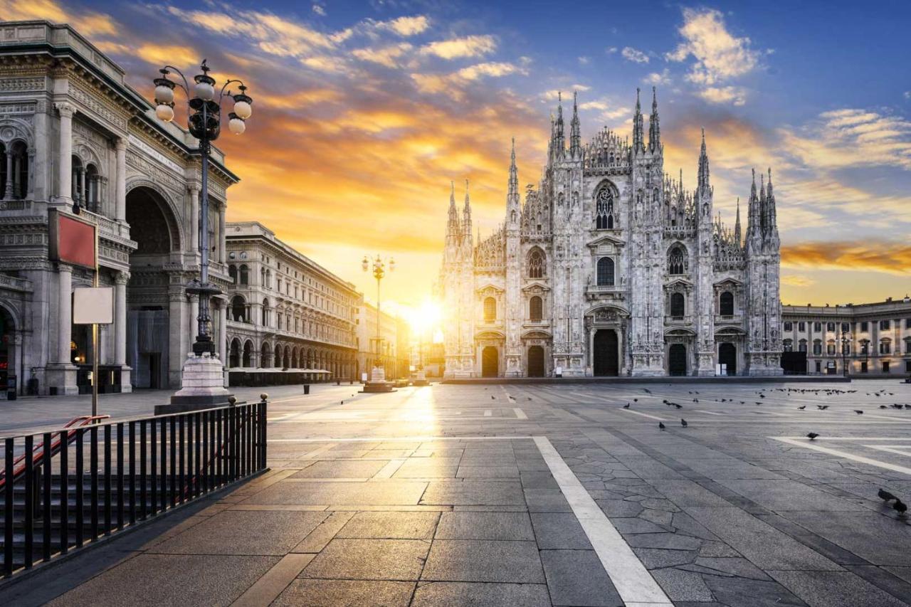 Duomo Charme Apartment Милано Екстериор снимка