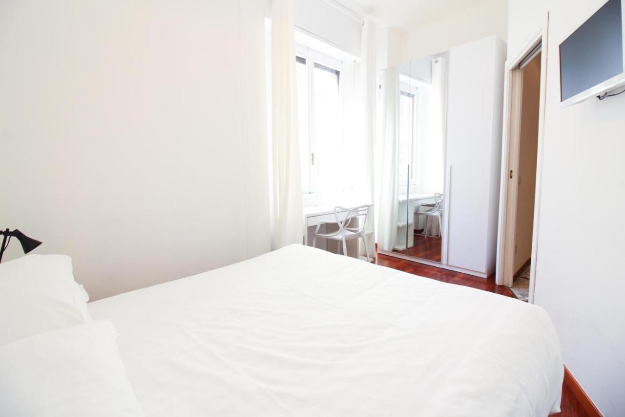 Duomo Charme Apartment Милано Екстериор снимка